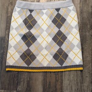 Stylish Argyle Knit Mini Skirt in Gray and Yellow